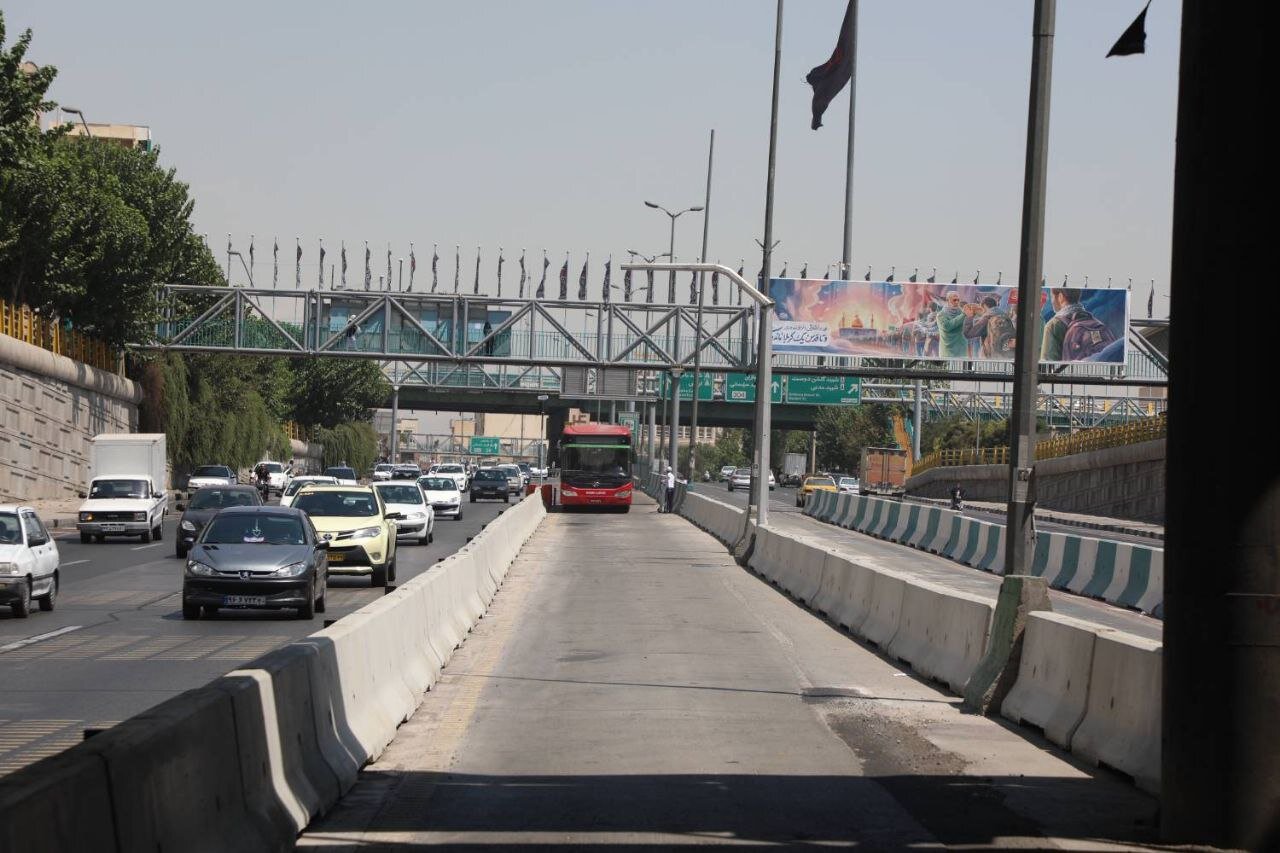 مسیر بیآرتی در بزرگراه امام علی(ع) باز شد