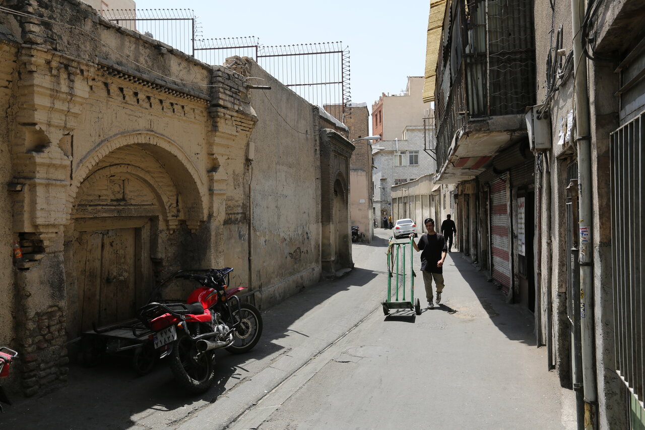 هر پاتوق سنگلج به نام یک پاسبان بود | وقتی لوطیها از پاتوقها رفتند
