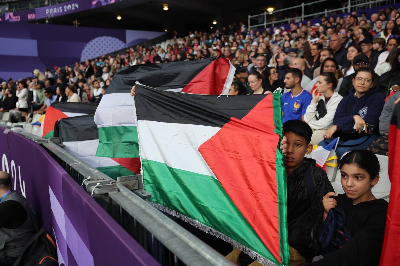 اهتزاز پرچم فلسطین در بازی های پارالمپیک | تصاویر