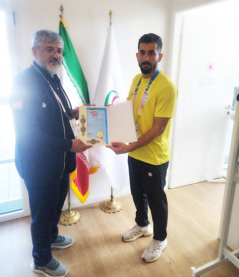 اهدای پاداش پای سکوی به مدال آوران کاروان فرزندان ایران | تصاویر