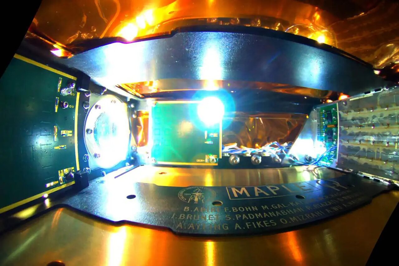 بیشتر جهان ما در تاریکی است و نه چیزی بیشتر