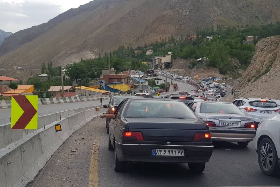 ترافیک سنگین در محورهای شمالی ؛ جزئیات وضعیت عبور و مرور در نقاط مختلف جاده های شمال