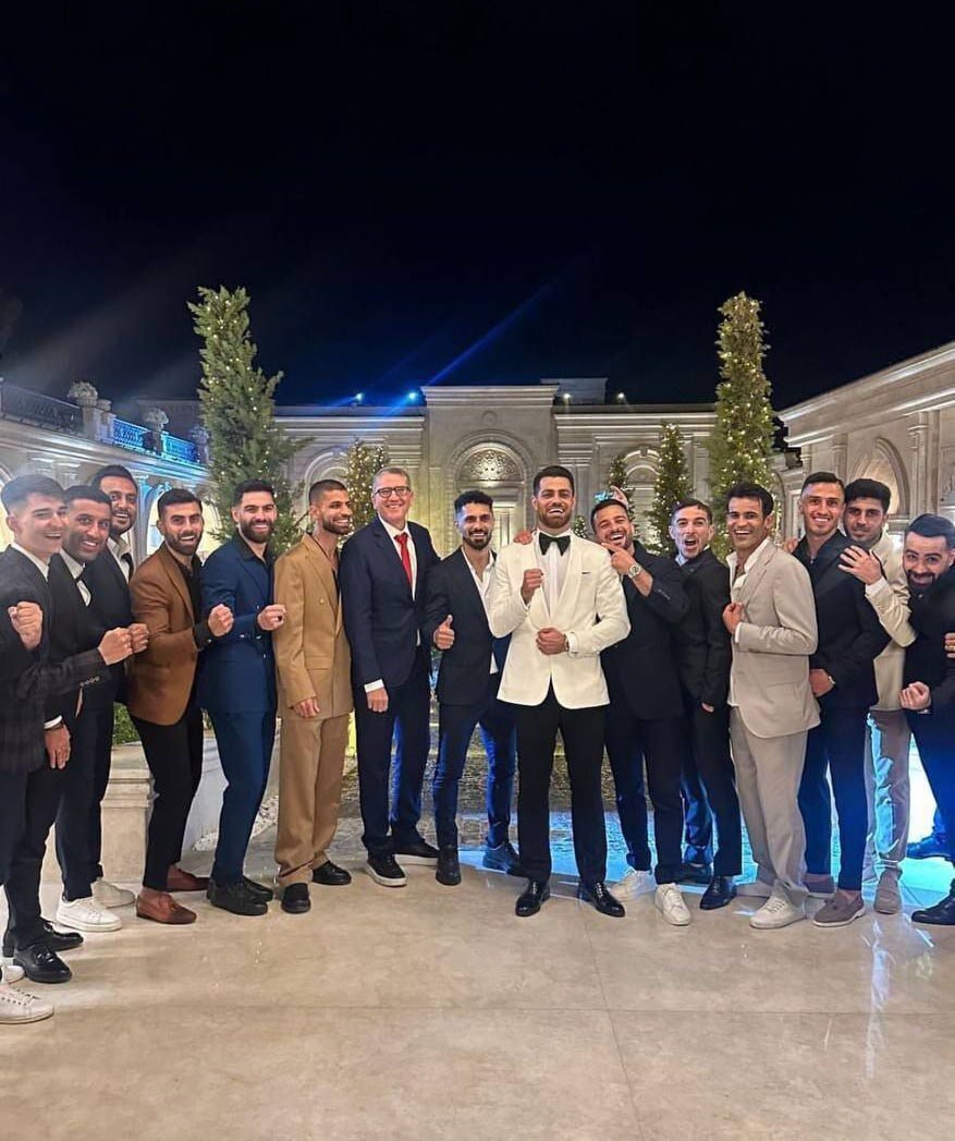 عکس تیمی پرسپولیسیها در مراسم عروسی مرتضی پورعلیگنجی