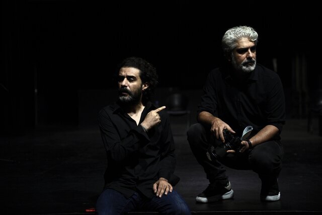 یک مهمانی عجیب خانوادگی و رازهایی که افشا میشود | پژمان جمشیدی در یک نمایش پرمخاطب