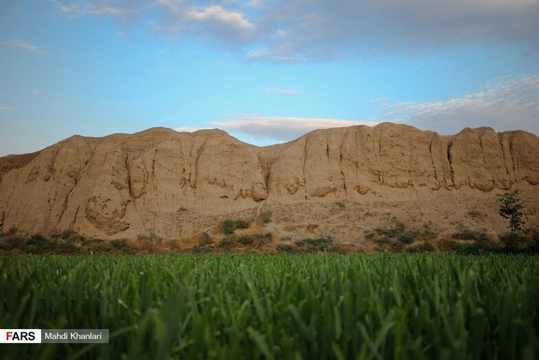 تماشای بزرگترین قلعه خشتی جهان در ری