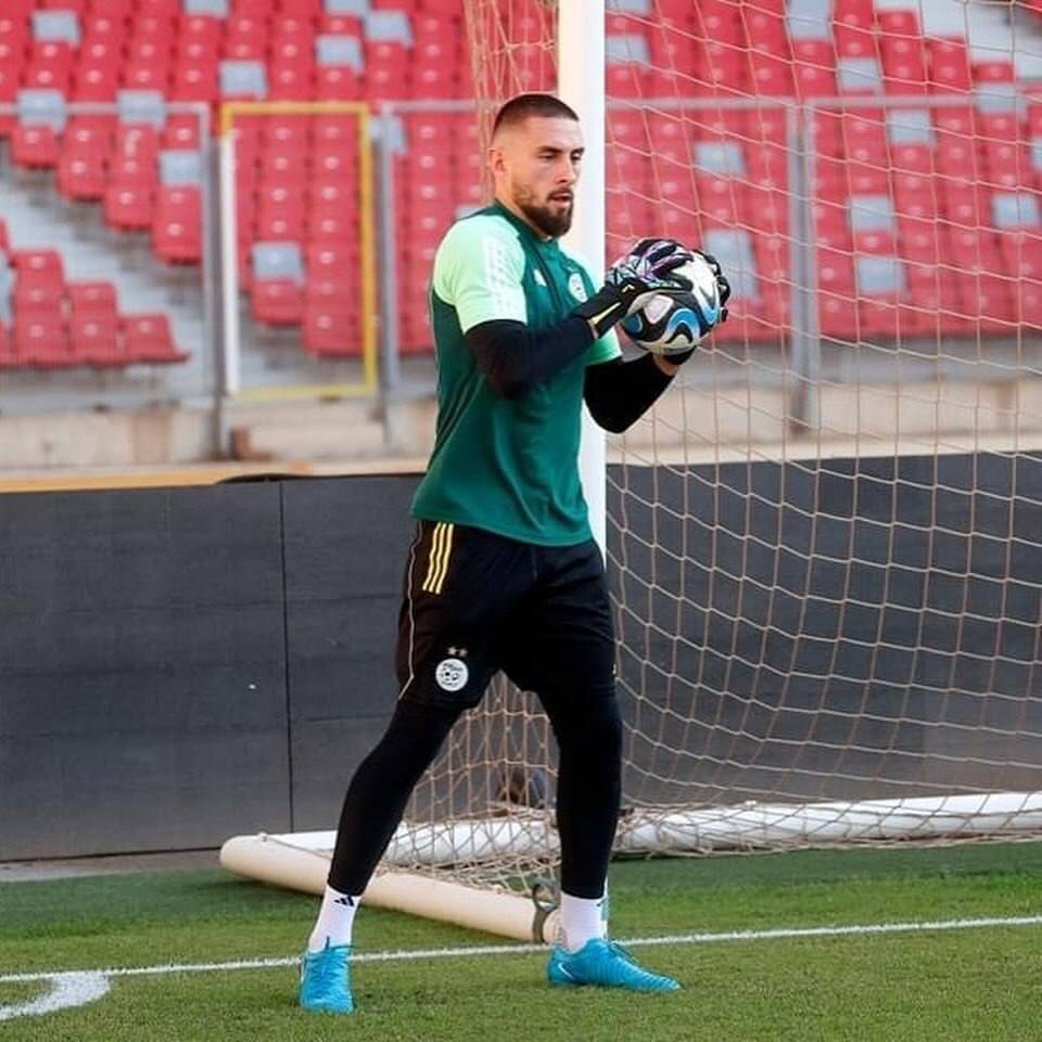 دلبری گندوز از پرسپولیسسها در تمرینات تیم ملی الجزایر | آمادگی خاص چهره محبوب قرمزها