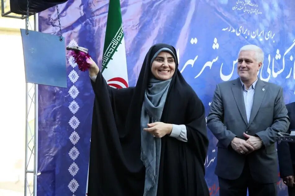 وقتی رئیس جمهور شاگرد آخرین ردیف کلاس شد | اعضای دولت به کدام مدرسه ها رفته اند؟