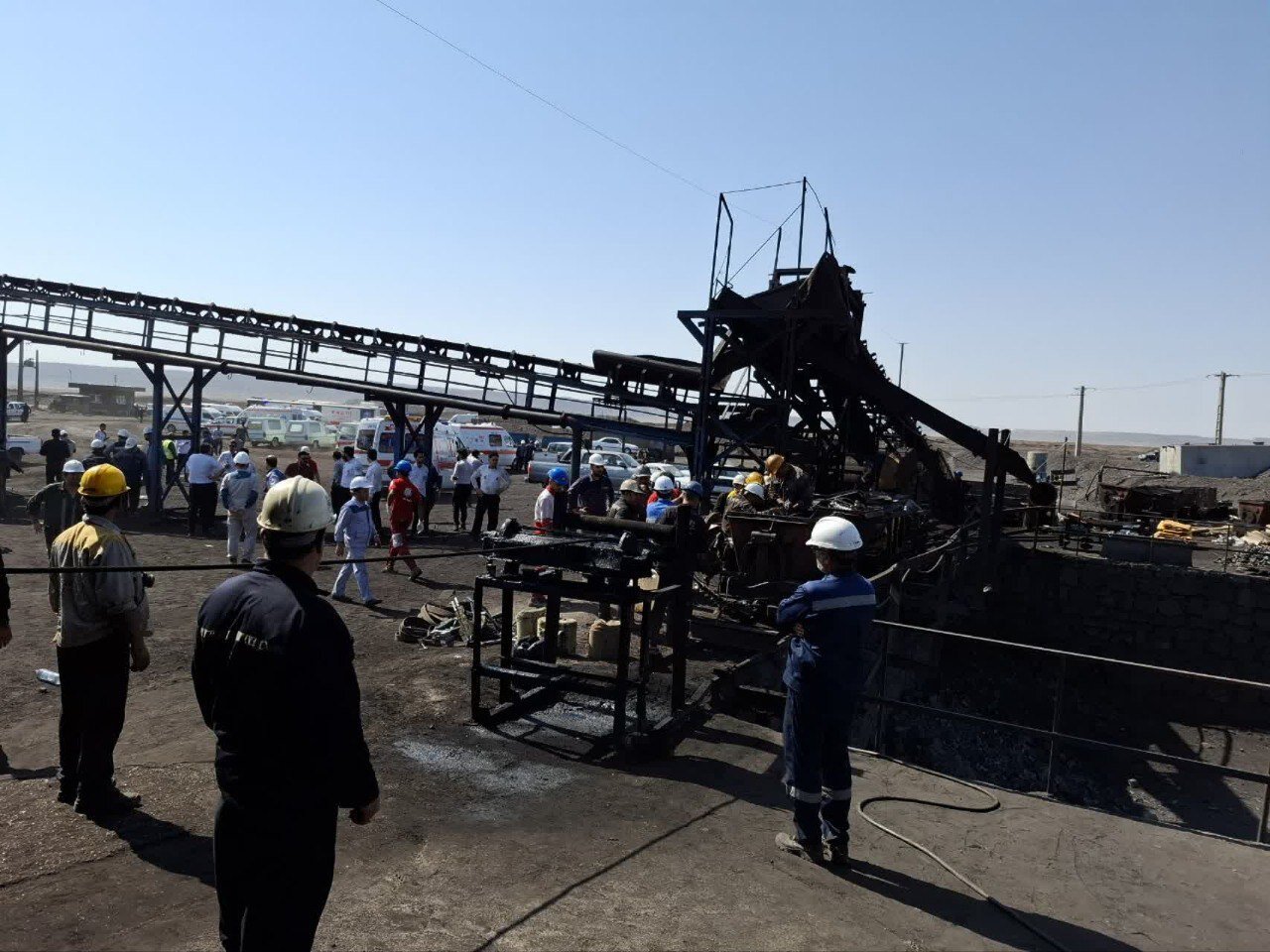 علت انفجار مرگبار در معدن طبس چه بود؟ | حرفهای مهم یک مسول محلی