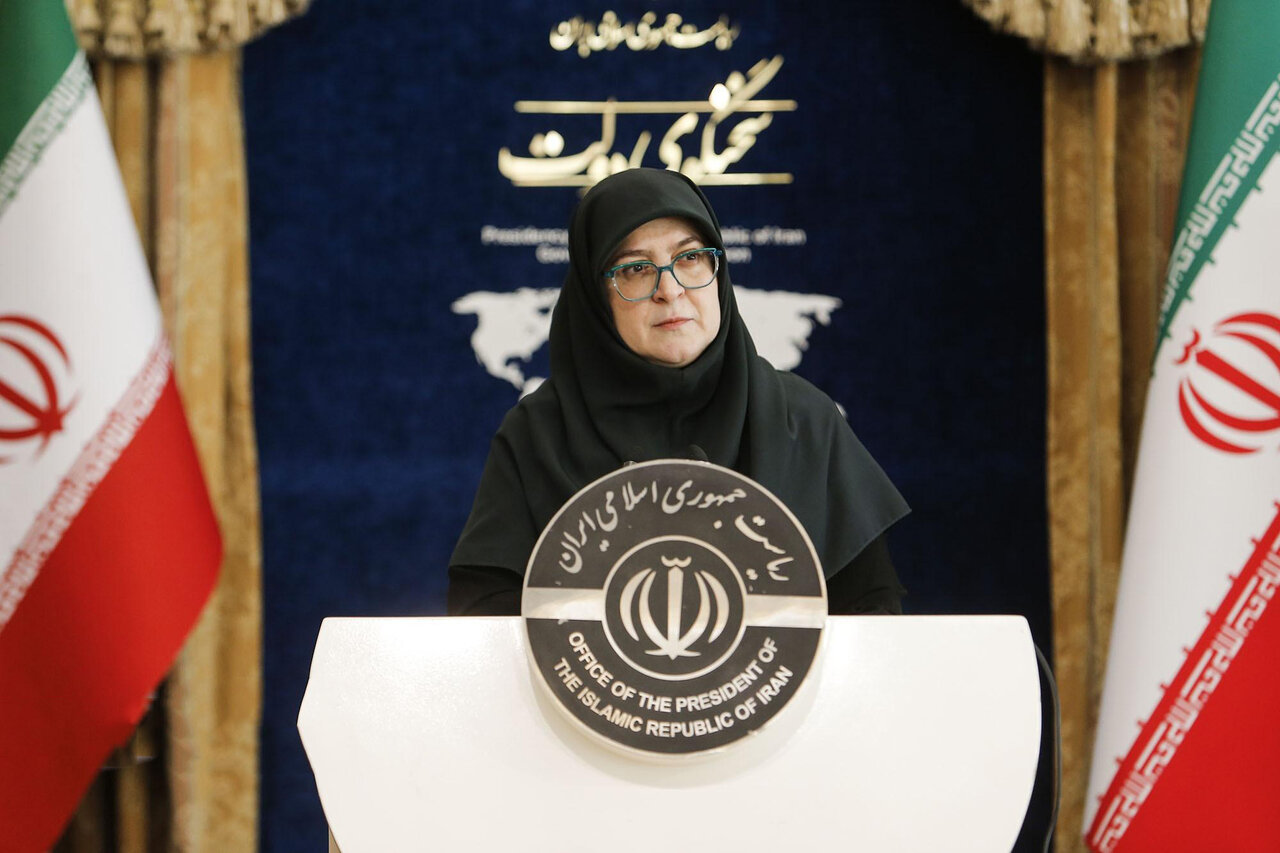 اظهارات مهم مهاجرانی درباره افایتیاف | از رهبر انقلاب تشکر میکنیم | گشایشهایی در آزادی زندانیان سیاسی | نظر دولت درباره تعطیلی پنجشنبهها فاطمه مهاجرانی سخنگوی دولت