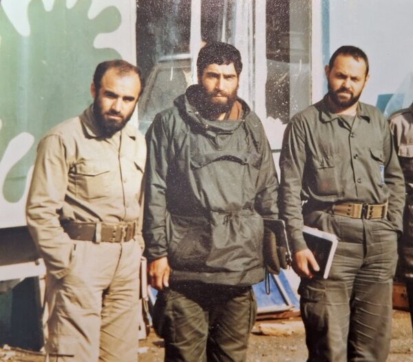 صدام برای سر این فرمانده ۱۰۰میلیون جایزه گذاشت+ تصاویر | یک گلوله به قلب زهرا و یک گلوله به خودت بزن! | ۵دقیقه زودتر عملیات میکردیم صدام را میگرفتیم