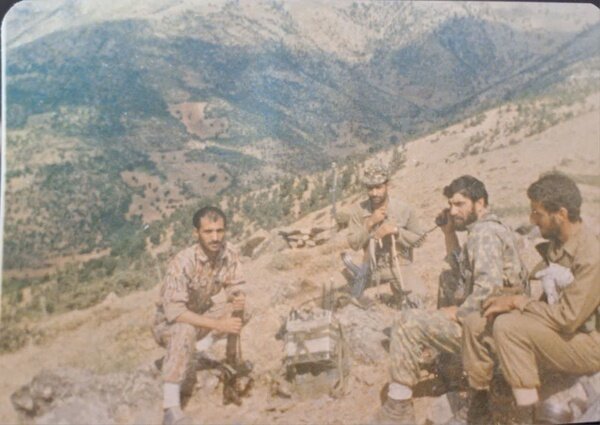 صدام برای سر این فرمانده ۱۰۰میلیون جایزه گذاشت+ تصاویر | یک گلوله به قلب زهرا و یک گلوله به خودت بزن! | ۵دقیقه زودتر عملیات میکردیم صدام را میگرفتیم