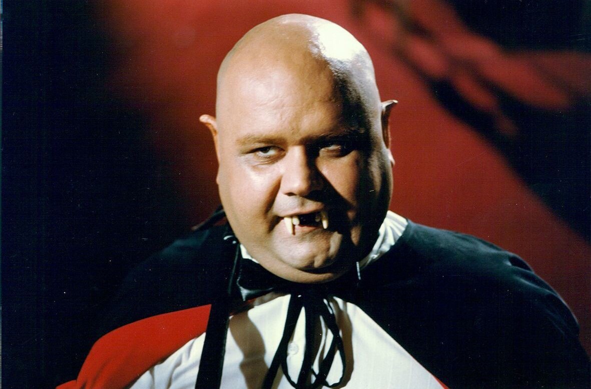 شکایت تهیهکننده از دستمزد بالای فرامرز قریبیان | درخواست دستمزد غیر عادی اکبر عبدی