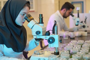 هم دارو صادر می کنیم و هم دانش