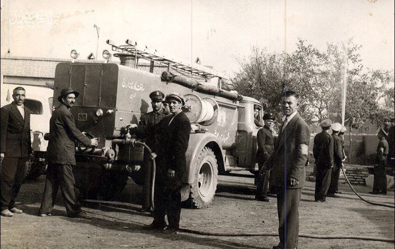 سقاهایی که آتش خاموش میکردند