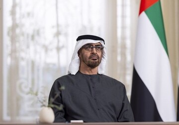 اولین عکس از رئیس امارات پس از شایعه بیماری وی!