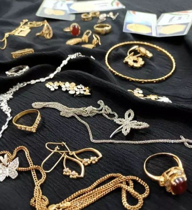 بانوان ایرانی طلا و جواهرات خود را به حزب الله اهدا کردند | تصاویر