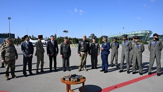 پاکستان یک جنگنده جدید به علیاف تحویل داد + تصاویر