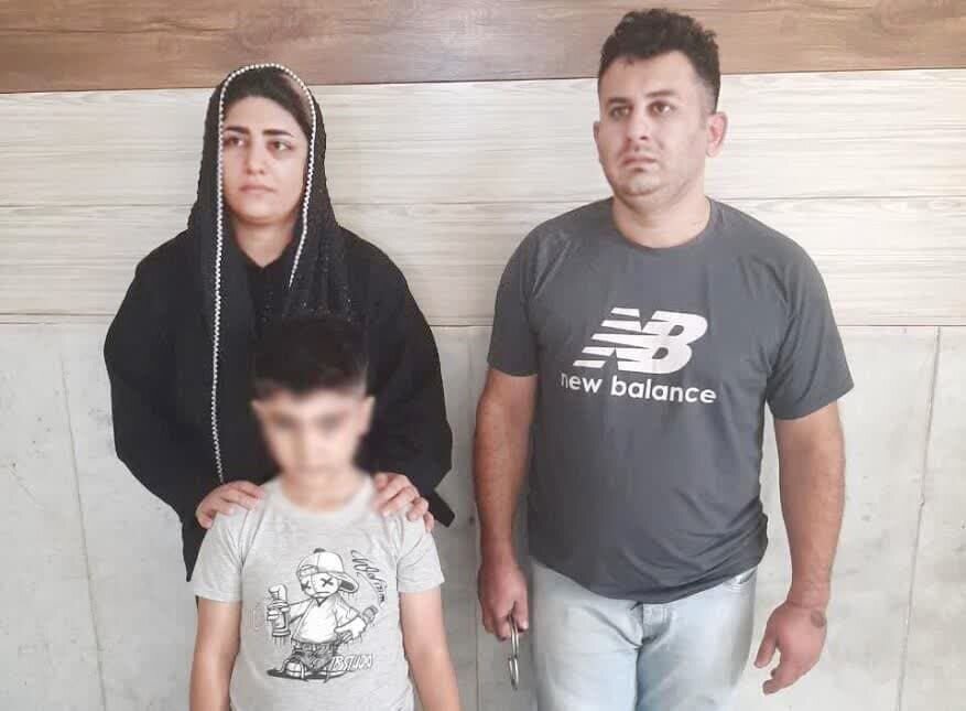 عکس بدون پوشش سارقان ؛ مالباختگان این زن و مرد سارق به پلیس مراجعه کنند | سرقت طلاهای زنان مسافر با تهدید چاقو