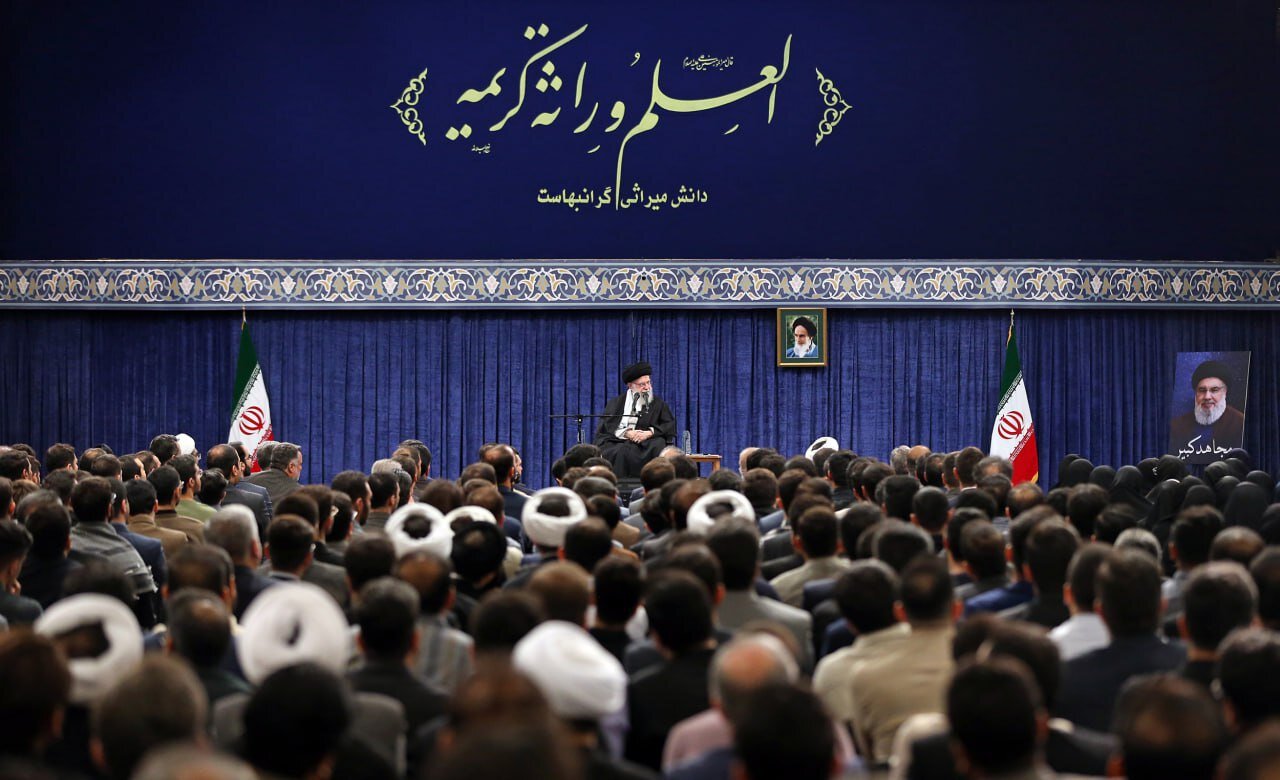 دیدار جمعی از نخبگان، استعدادهای برتر علمی و رتبههای برتر کنکور با رهبر انقلاب | تصاویر