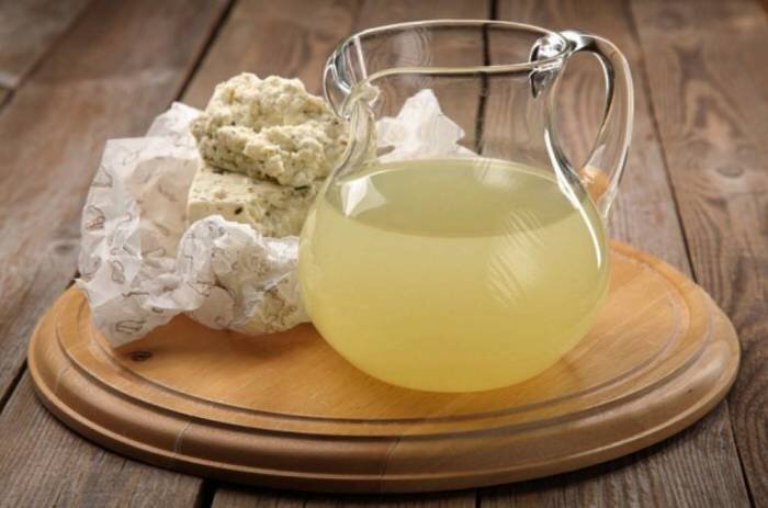 آب پنیر را دور نریزید؛ نحوه مصرف و فواید آن