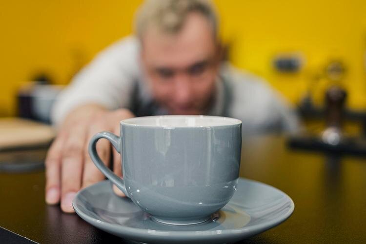  کافئین بر استرس چه تاثیری دارد؟ 