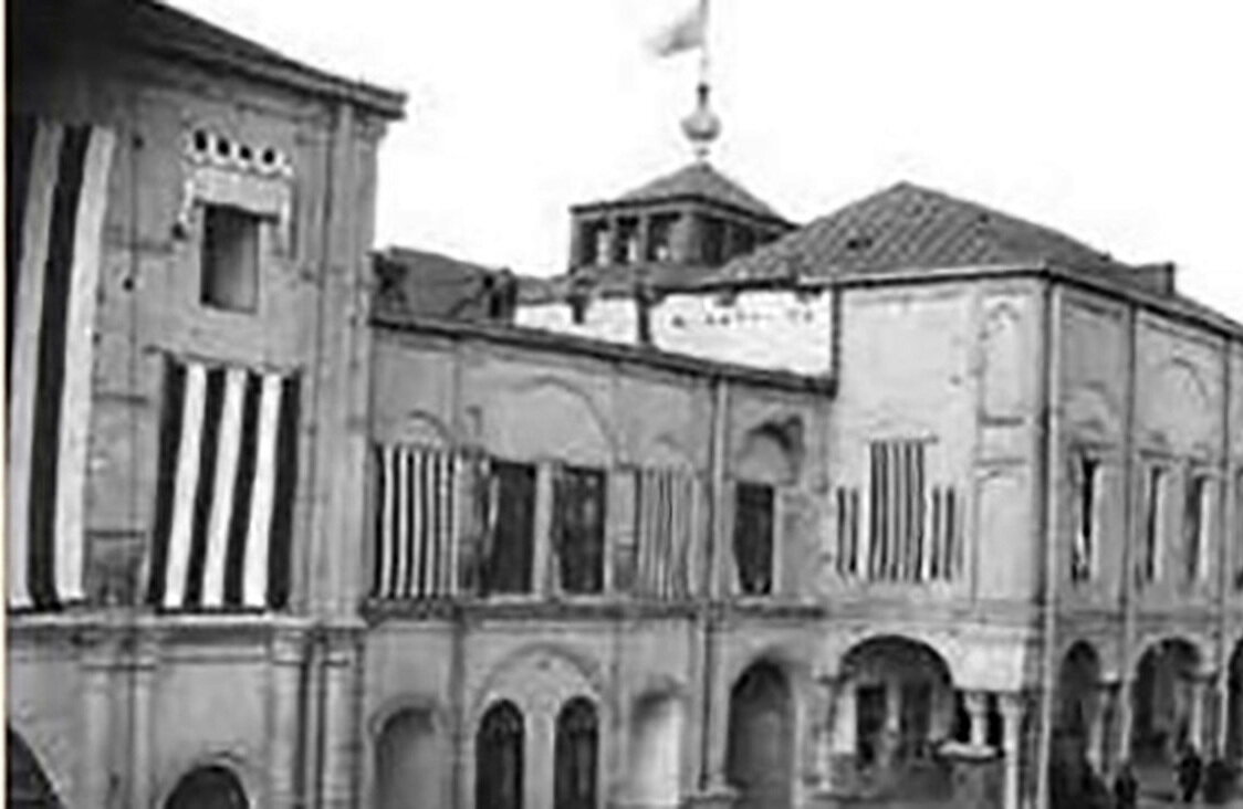 پاییز نحس برای ساختمان مجلس | عمارت بهارستان ۳ بار در آتش سوخت