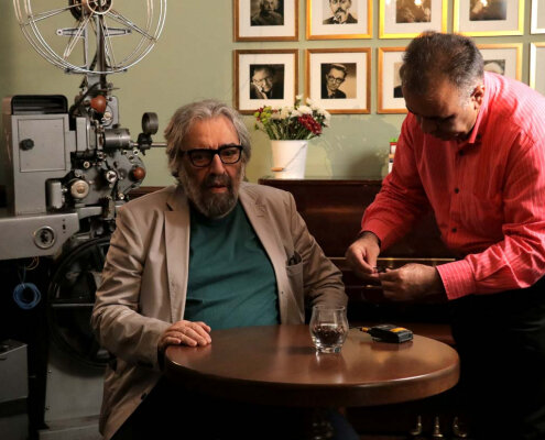 تماشاگران برای دیدن فیلمهای این کارگردان خیابان لاله زار را بند می آوردند