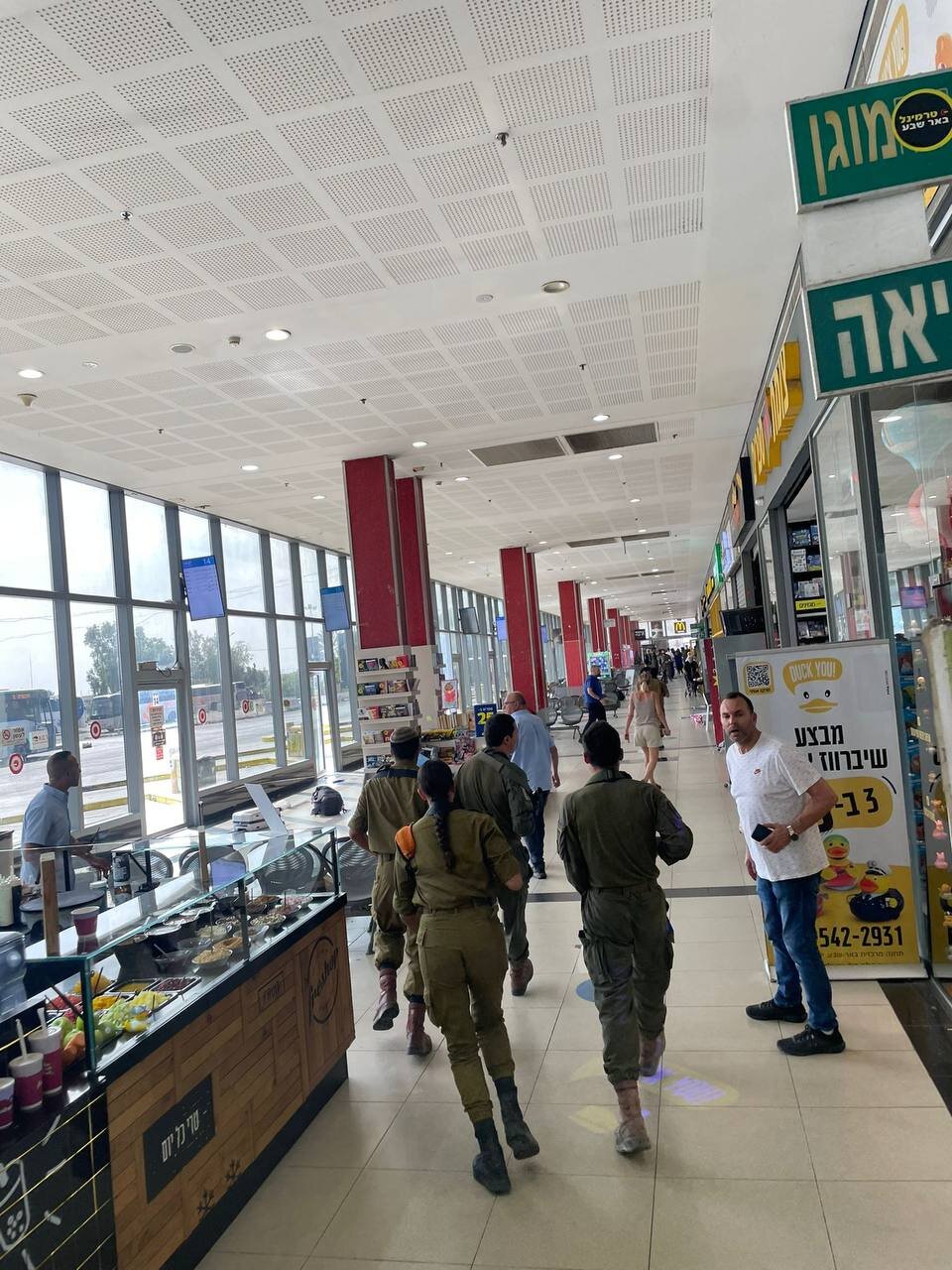 هویت مجری عملیات تیراندازی در مرکز خرید مشخص شد + عکس و فیلم | افزایش زخمیهای عملیات بئر السبع به ۱۰ نفر