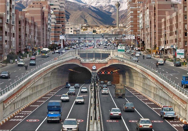 مسدود شدن یک مسیر پرتردد در تهران طی امشب تونل توحید