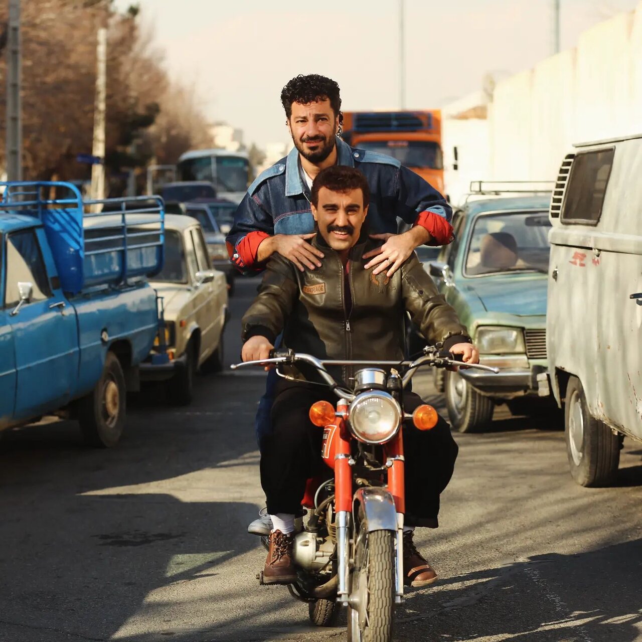 ۵ دلیل که چرا «زودپز» خوب می فروشد؟ 1 ۵ دلیل که چرا «زودپز» میفروشد؟ | درمان با دهه ۱۳۶۰ و نوید محمدزاده و محسن تنابنده