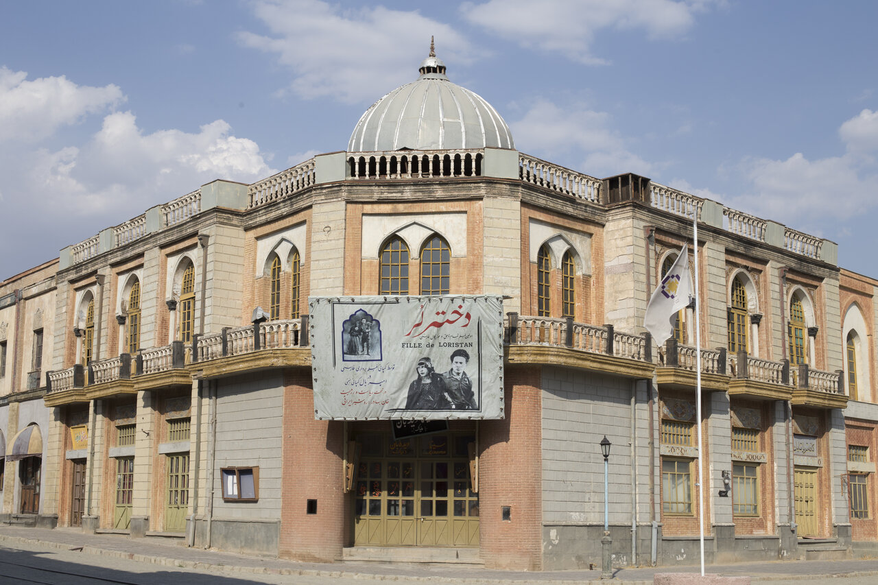 تجربه گردش در شهر با خط سبز مترو تهران