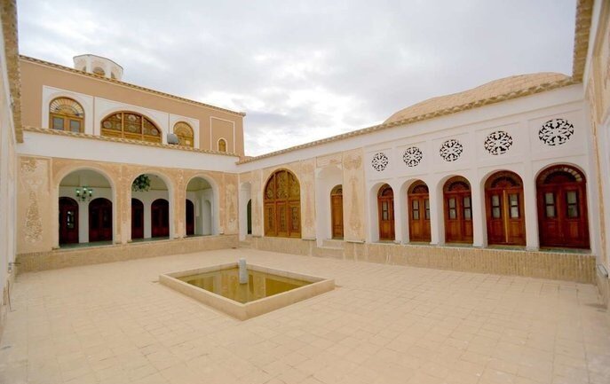 برگترین خانه خشتی جهان در کرمان است | عمر این خانه بیش از ۲ قرن است + فیلم