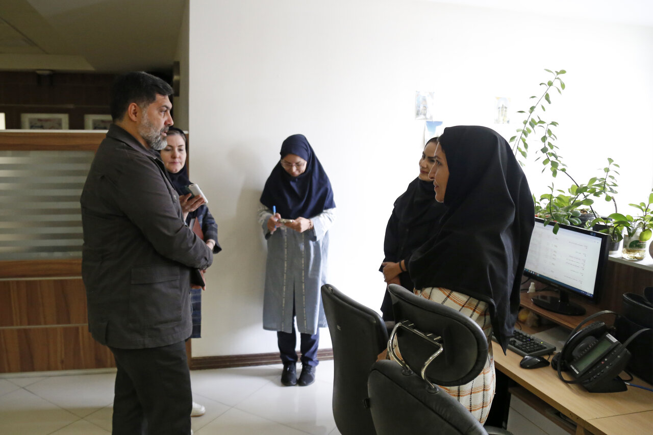 برای توسعه حملونقل،کفش آهنین پوشیده ایم