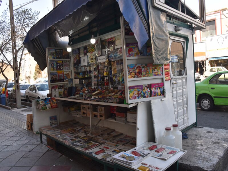 اتوبوسهای ۳ کابین به تهران میرسند | تراموای چینی در مسیر پایتخت