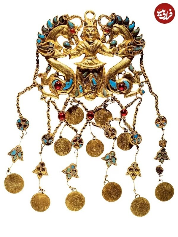 زنان این گورستان با طلا و زمرد دفن شدهاند (عکس)