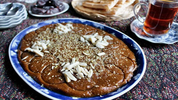 طرز تهیه حلوا سیاه خوشمزه با ترفندهای خاص!