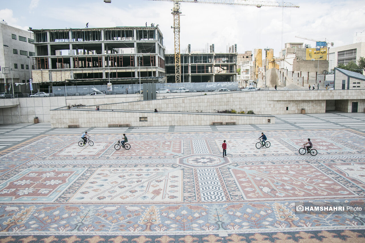 بزرگترین فرش موزائیکی جهان در تبریز + فیلم