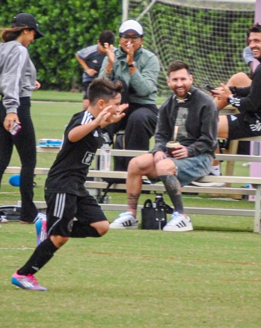 لبخند مسی سوژه رسانههای جهان شد| عکس