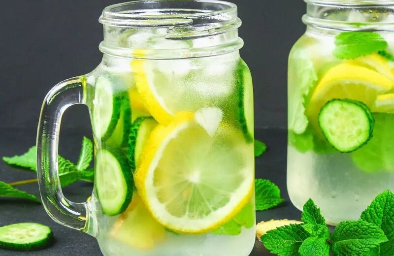 اگر آب بدنتان کم است این 7 خوراکی را مصرف کنید 1 ۷ خوراکی آبرسان برای بدن را بشناسید