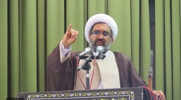 تصاویر امام جمعهای که امروز مورد سوء قصد قرار گرفت | حال امام جمعه وخیم است + جزئیات