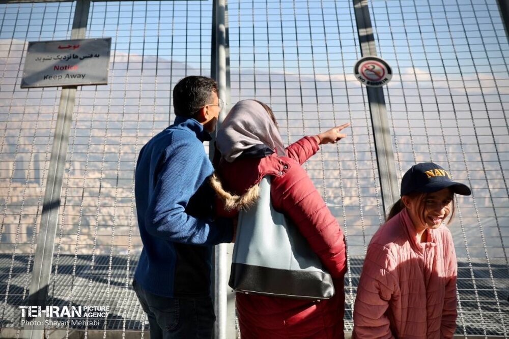 تهرانگردی نمایندگان ۱۷ کشور جهان