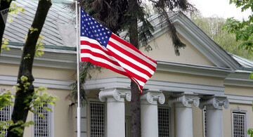 جلسه فوری در کاخ سفید پس از پایان مذاکرات ایران و آمریکا | حضور ناگهانی «لیندسی گراهام» در جلسه محرمانه | آمریکا دستور آماده‌باش نظامی صادر کرد؟