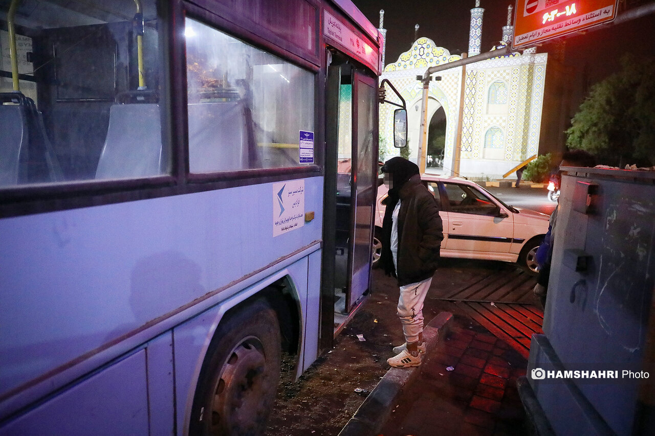 شبهای تهران برای بیخانمانها گرم می شود | گرمخانه های سیار در خیابان های تهران | گرمخانه های تهران کجا قرار دارند؟