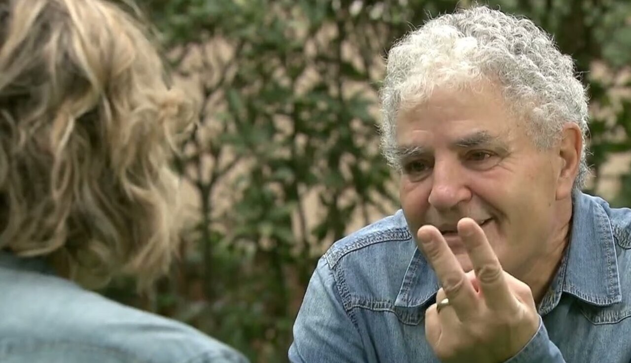 فراموشی مرگبار: مردی که از کما بیدار شد و ۳۹ سال از زندگیاش را گم کرد!