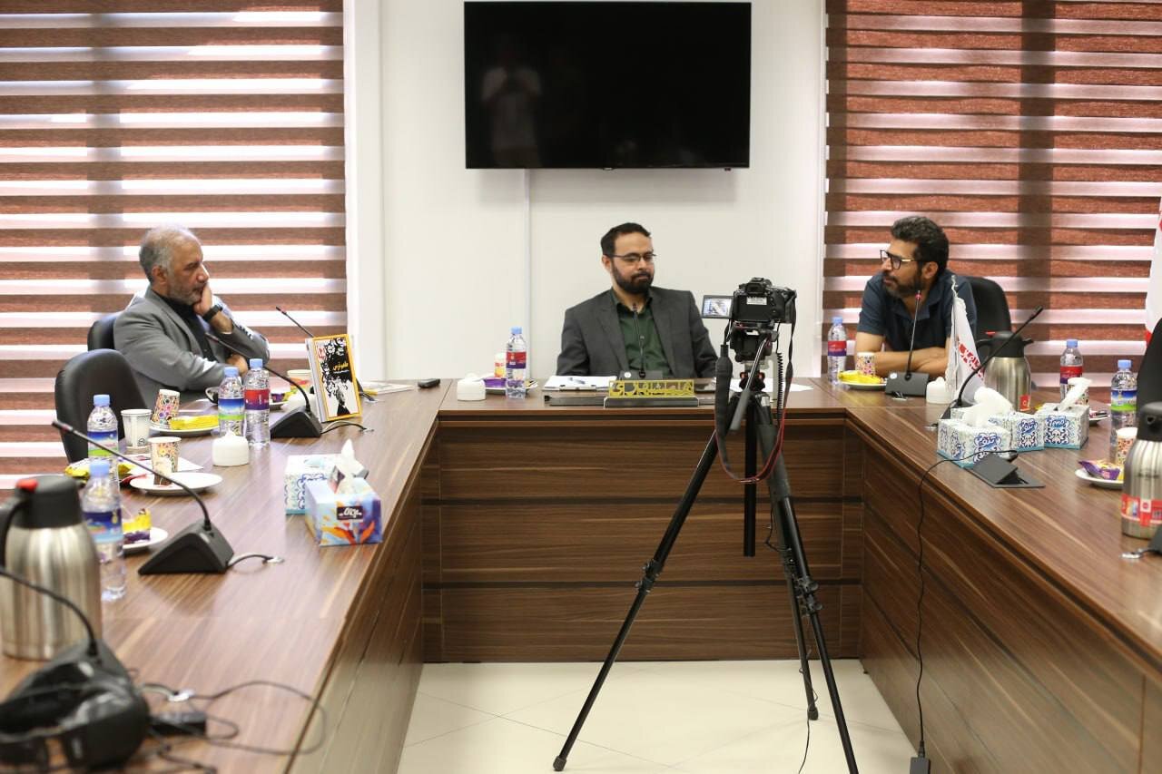 در ایران با ترسناک ترین چیزها هم شوخی میکنند| ساختن فیلم کمدی ایرانی مثل کشاورزی دیم شده