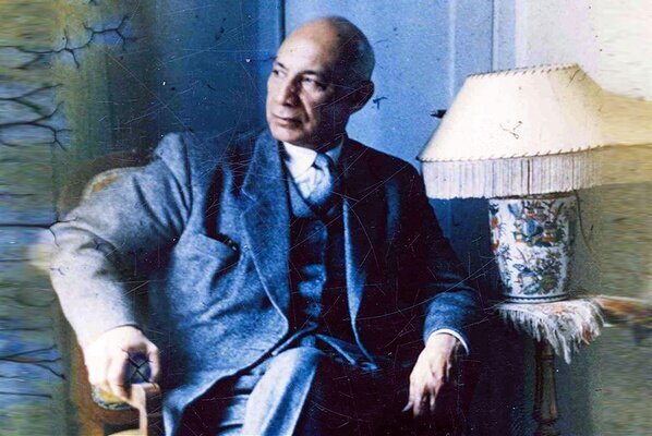 میرغضب رضا شاه نوازنده و باغبانی چیرهدست بود