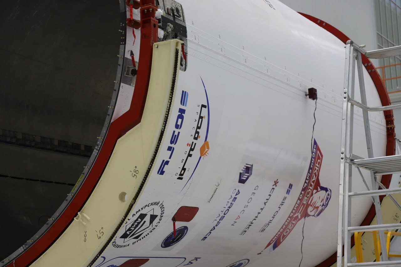 نخستین تصاویر از آمادهسازی ۲ماهواره ایرانی برای پرتاب با سایوز روسیه | تصاویر