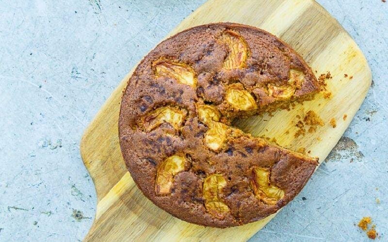 طرز تهیه کیک سیب و دارچین | طرز تهیه کیک سیب و دارچین