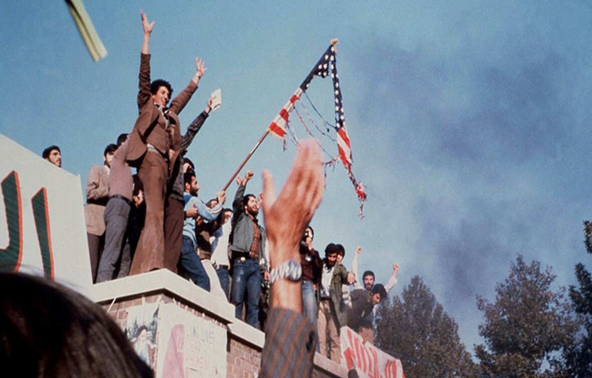 ماجرای یک میلیون دلاری که اسرائیلی‌ ها در ایران توزیع کردند | بزرگ‌منشی ملت ایران در برابر آمریکایی ‌ها چه بود؟