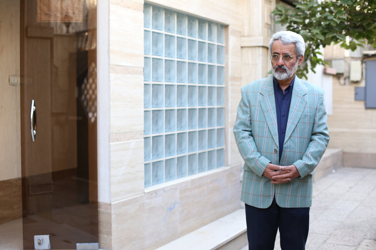 ماجرای یک میلیون دلاری که اسرائیلی ها در ایران توزیع کردند | بزرگمنشی ملت ایران در برابر آمریکایی ها چه بود؟